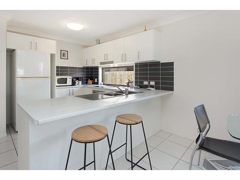 34 Sunrise Terrace, Little Mountain QLD 4551