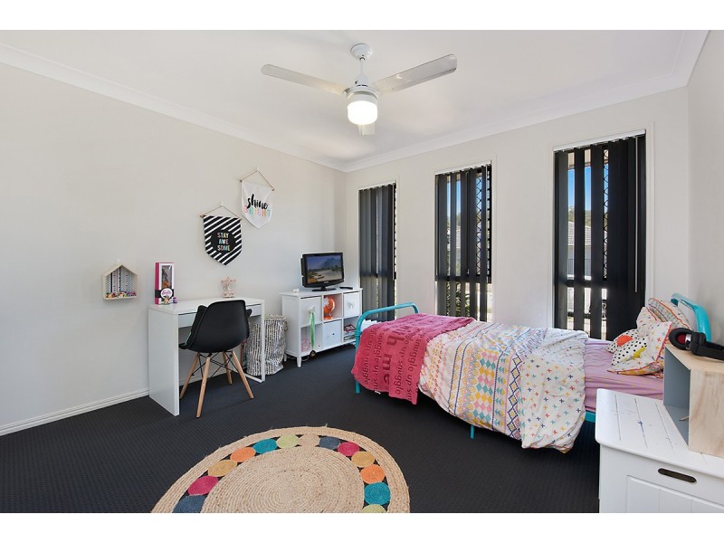 34 Sunrise Terrace, Little Mountain QLD 4551