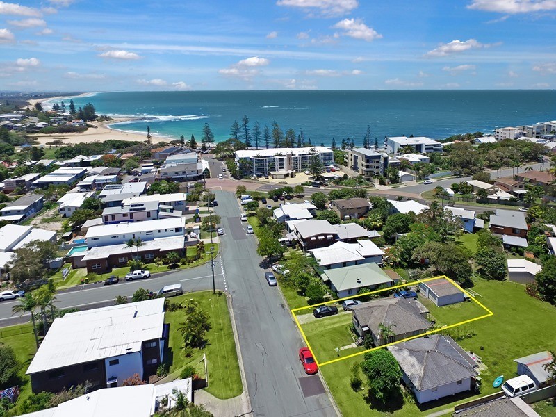 11 Seaview Terrace, Moffat Beach QLD 4551