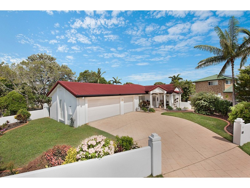 1 Grace Court, Pelican Waters QLD 4551