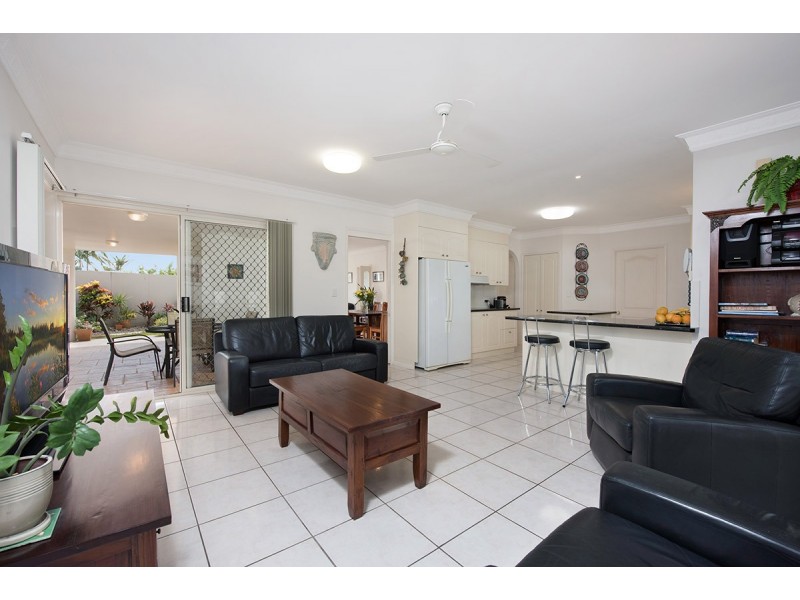 1 Grace Court, Pelican Waters QLD 4551