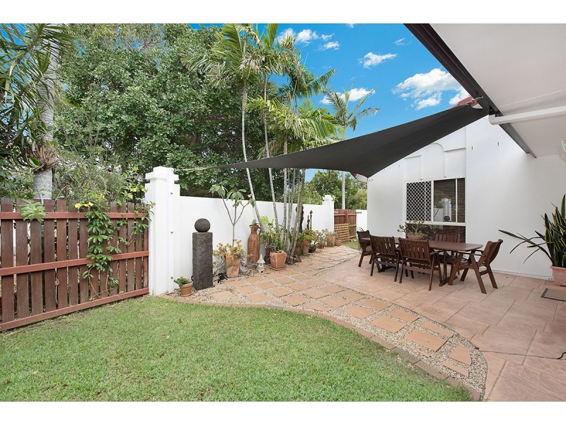 1 Grace Court, Pelican Waters QLD 4551