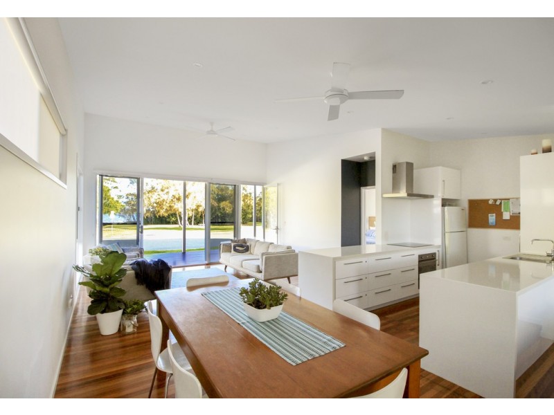 174 Esplanade, Golden Beach QLD 4551