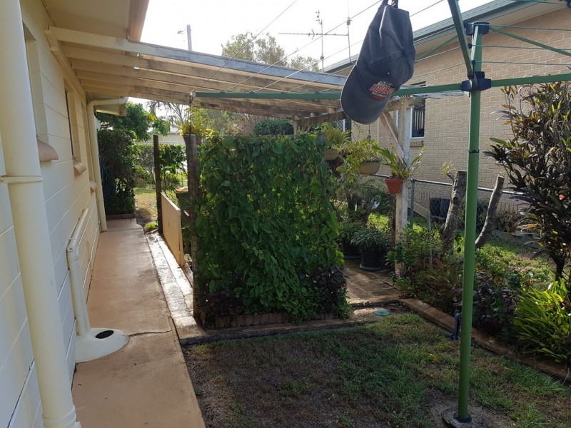 Unit 2/159 Landsborough Parade, Golden Beach QLD 4551