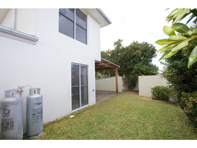 1 Headlands Court, Moffat Beach QLD 4551