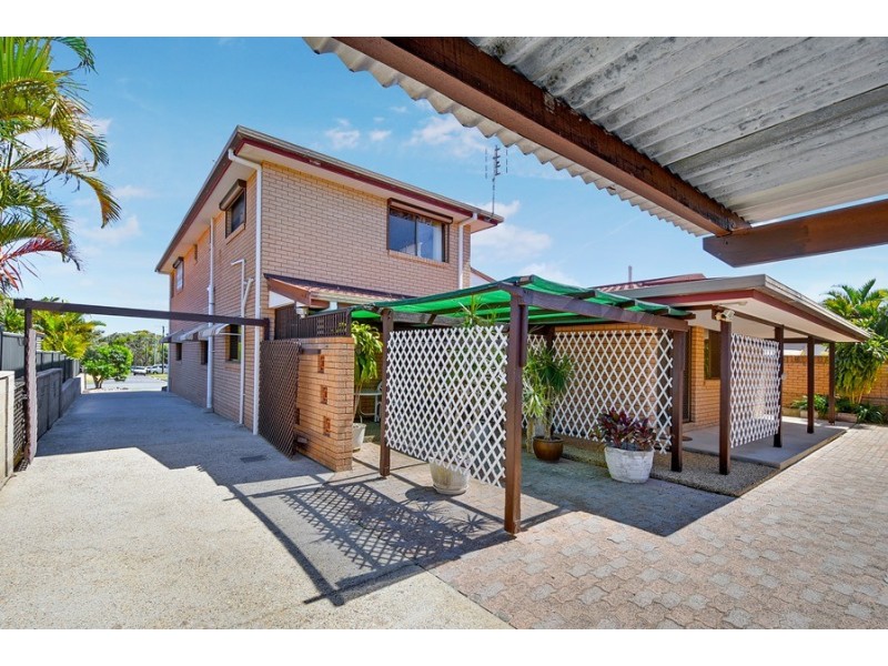 27 Coochin Street, Dicky Beach QLD 4551