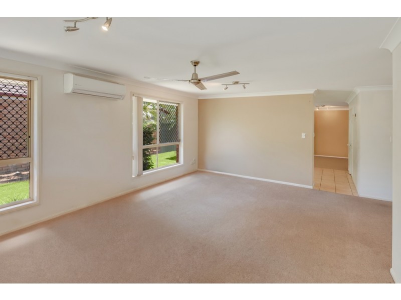 13 Caulfield Close, Little Mountain QLD 4551