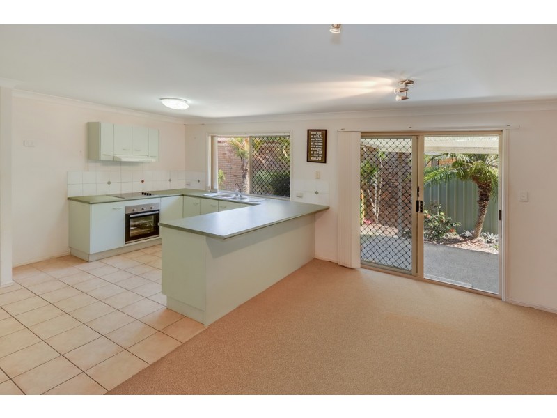 13 Caulfield Close, Little Mountain QLD 4551