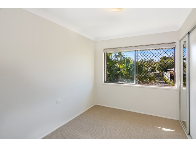 4 Furlong Drive, Moffat Beach QLD 4551