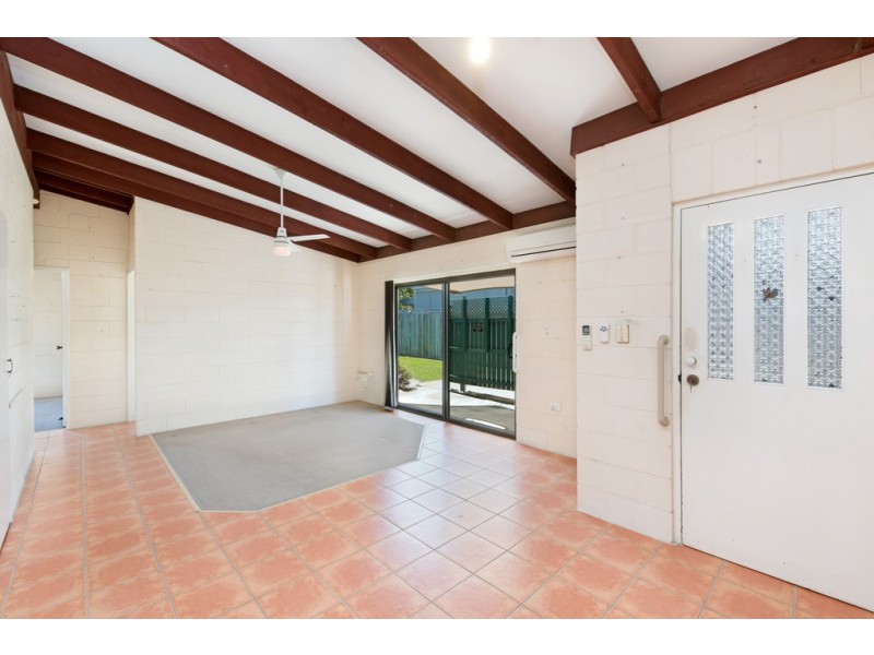 Unit 2/19 Suller Street, Caloundra QLD 4551