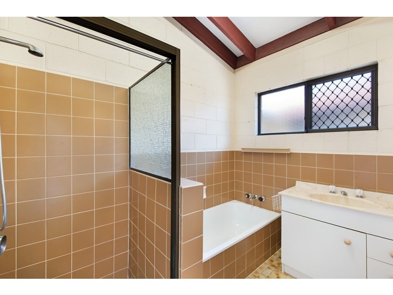 Unit 2/19 Suller Street, Caloundra QLD 4551