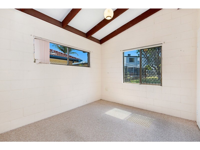 Unit 2/19 Suller Street, Caloundra QLD 4551