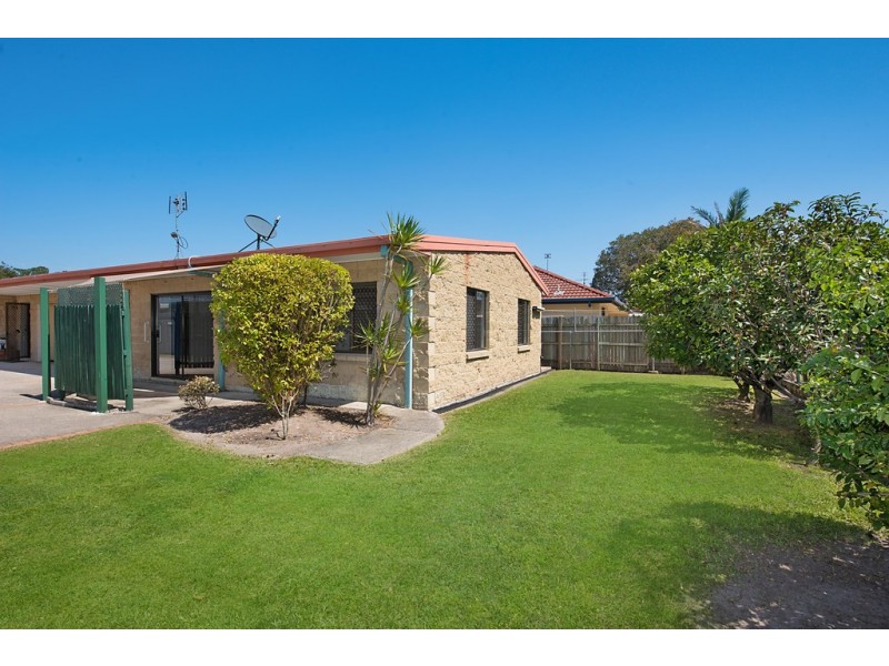 Unit 2/19 Suller Street, Caloundra QLD 4551