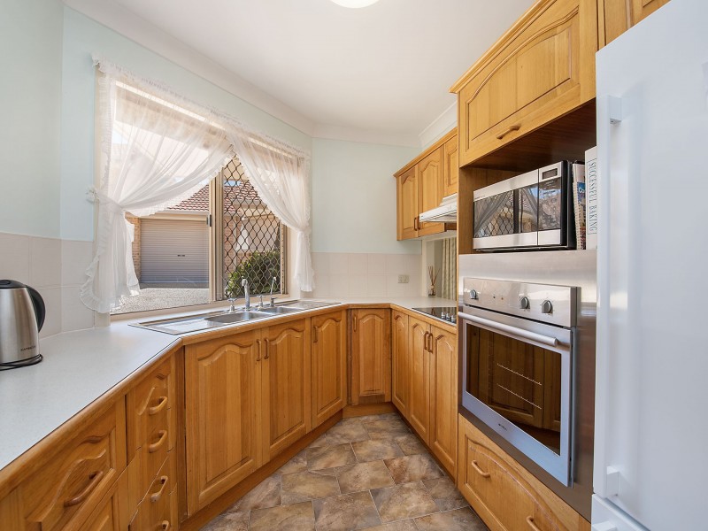 1/19 Oronsay Avenue, Caloundra QLD 4551