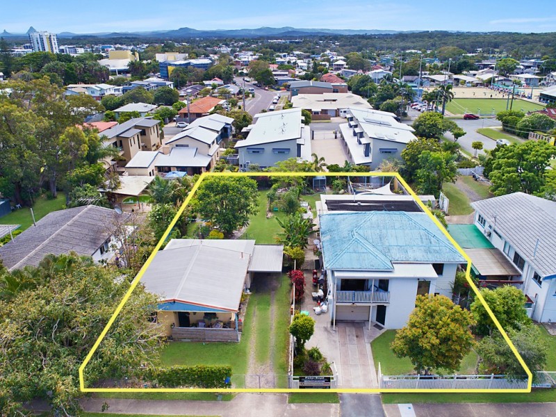 4 and 6 Wyreema Terrace, Caloundra QLD 4551
