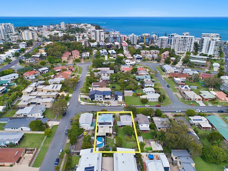 4 and 6 Wyreema Terrace, Caloundra QLD 4551