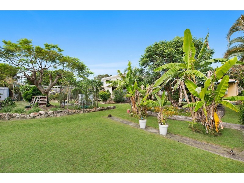 4 and 6 Wyreema Terrace, Caloundra QLD 4551