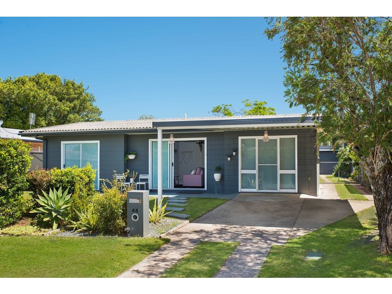 44 Theresa Street, Golden Beach QLD 4551