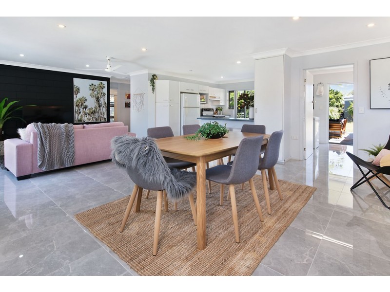 44 Theresa Street, Golden Beach QLD 4551