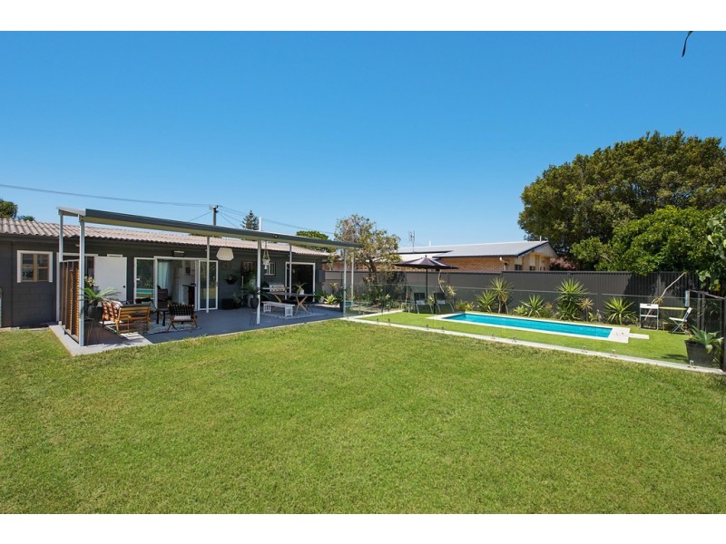 44 Theresa Street, Golden Beach QLD 4551