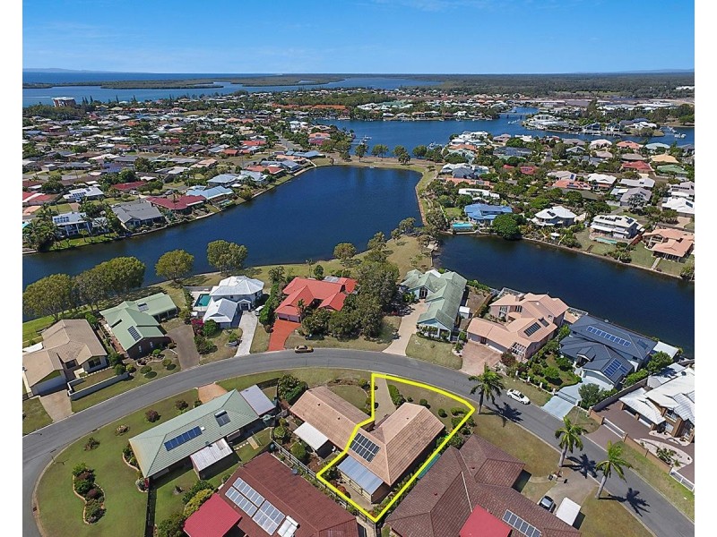 Unit 2/13 Ramsay Crescent, Golden Beach QLD 4551