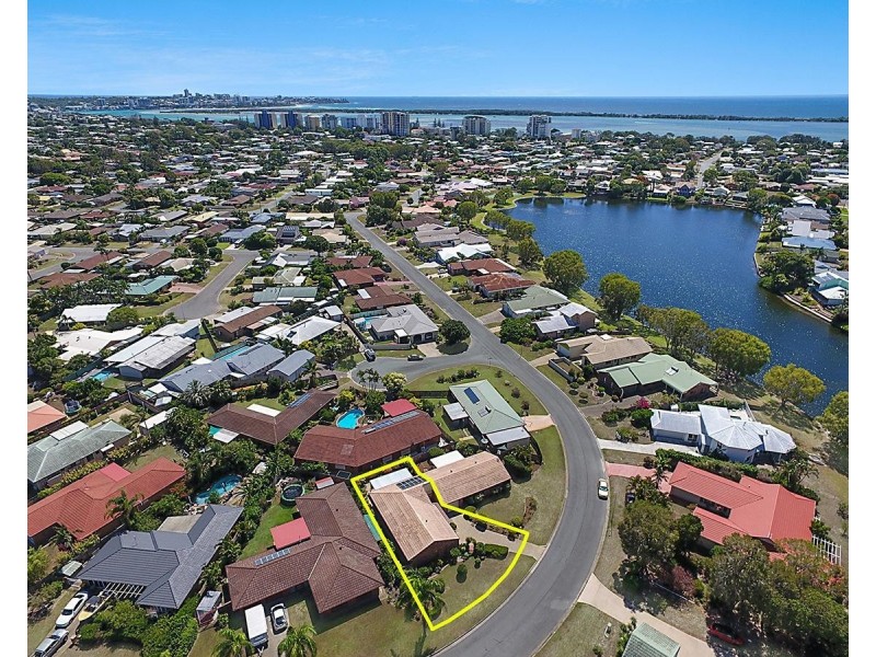 Unit 2/13 Ramsay Crescent, Golden Beach QLD 4551