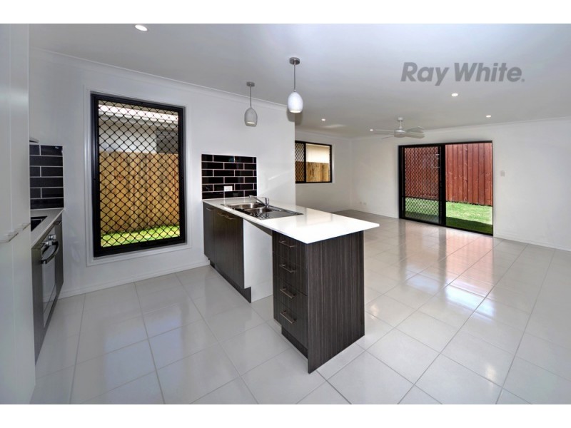 10 Gumtree Pocket Circuit, Little Mountain QLD 4551