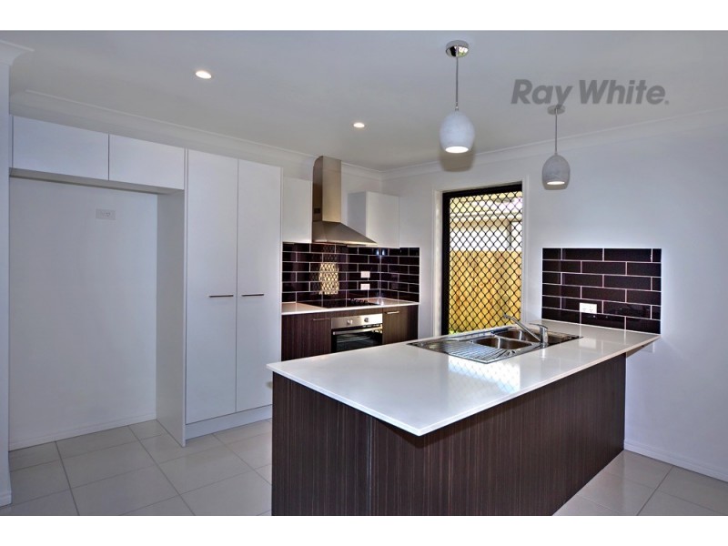 10 Gumtree Pocket Circuit, Little Mountain QLD 4551