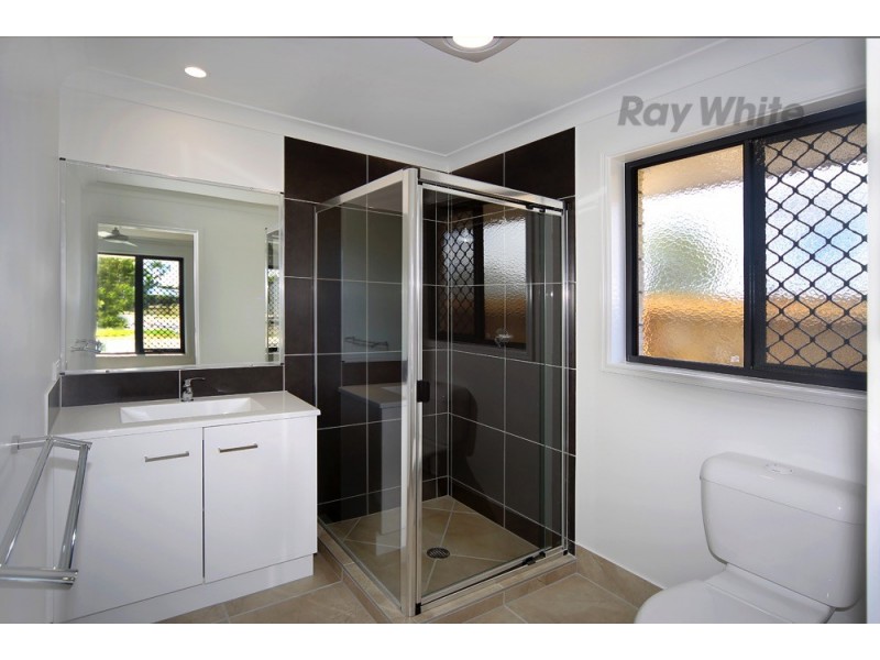 10 Gumtree Pocket Circuit, Little Mountain QLD 4551