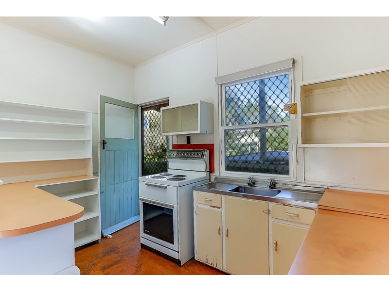 12 Rinaldi Street, Moffat Beach QLD 4551