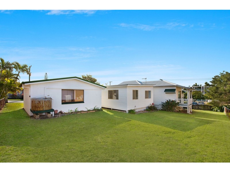 3 Seaview Terrace, Moffat Beach QLD 4551