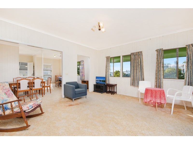 3 Seaview Terrace, Moffat Beach QLD 4551