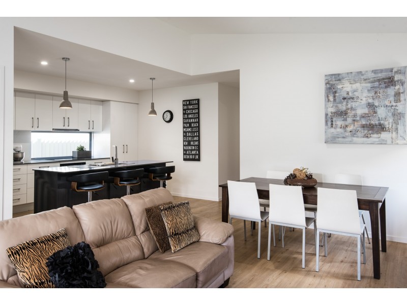 17 Severn Place, Pelican Waters QLD 4551