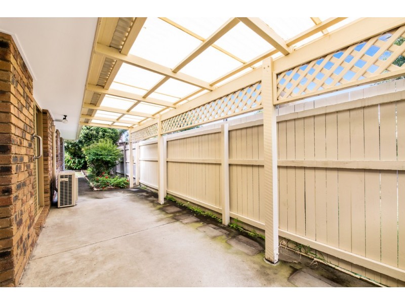 2/10 Pumicestone Place, Golden Beach QLD 4551