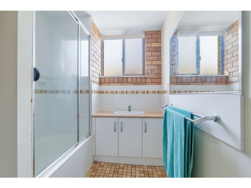 5/33 Kennedy Parade, Golden Beach QLD 4551