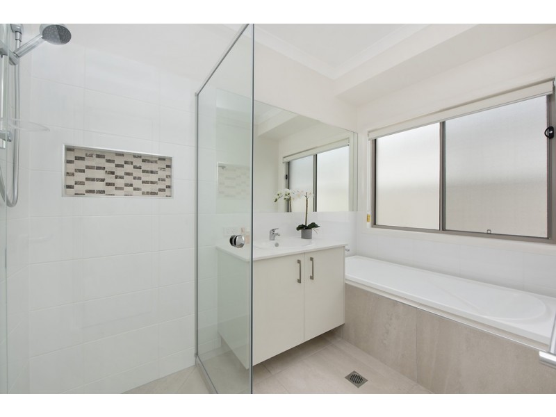 7 Maclamond Drive, Pelican Waters QLD 4551