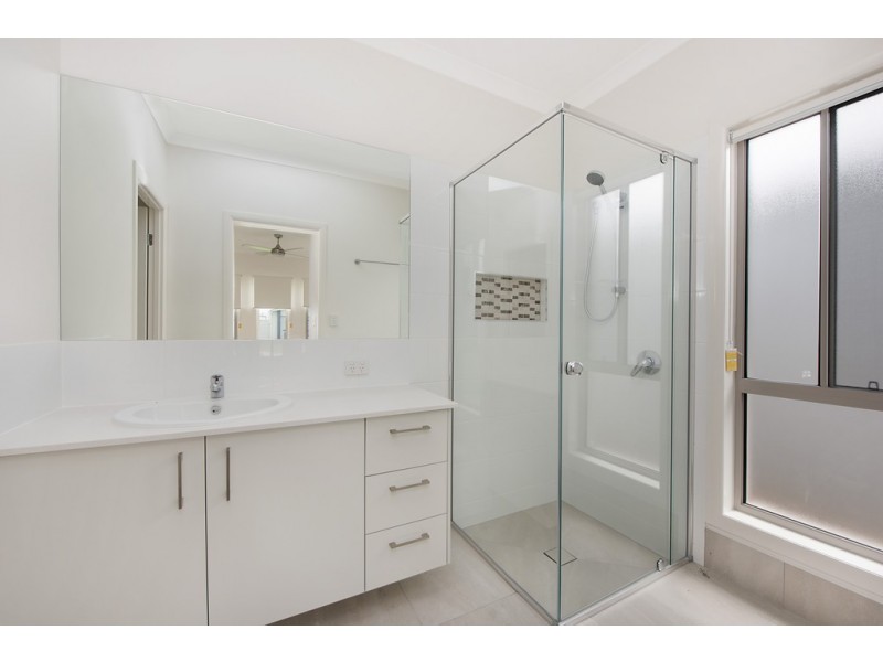 7 Maclamond Drive, Pelican Waters QLD 4551