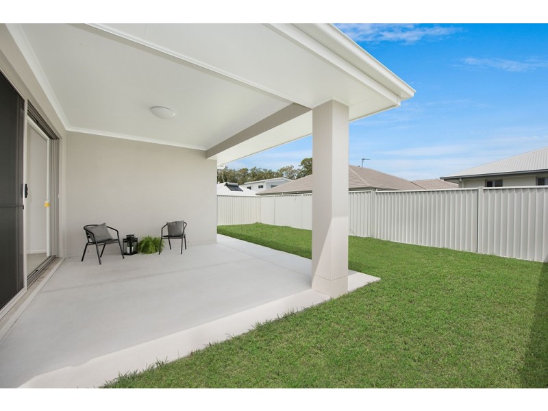 7 Maclamond Drive, Pelican Waters QLD 4551