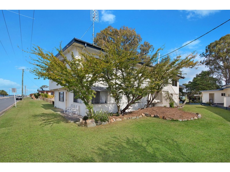 108 Esplanade, Toorbul QLD 4510