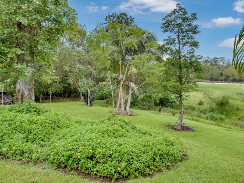 24 Mooloolah Road, Mooloolah Valley QLD 4553