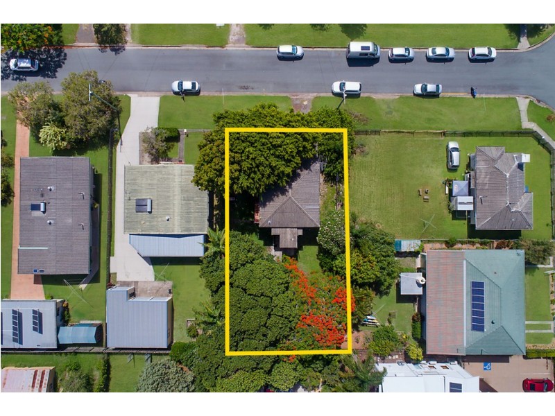 2 Second Avenue, Caloundra QLD 4551