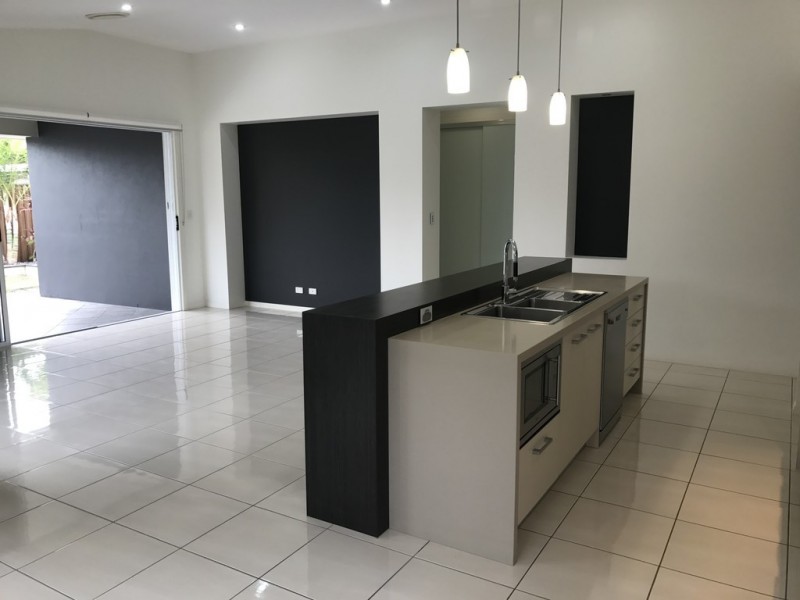 22 Ponytail Circuit, Mountain Creek QLD 4557