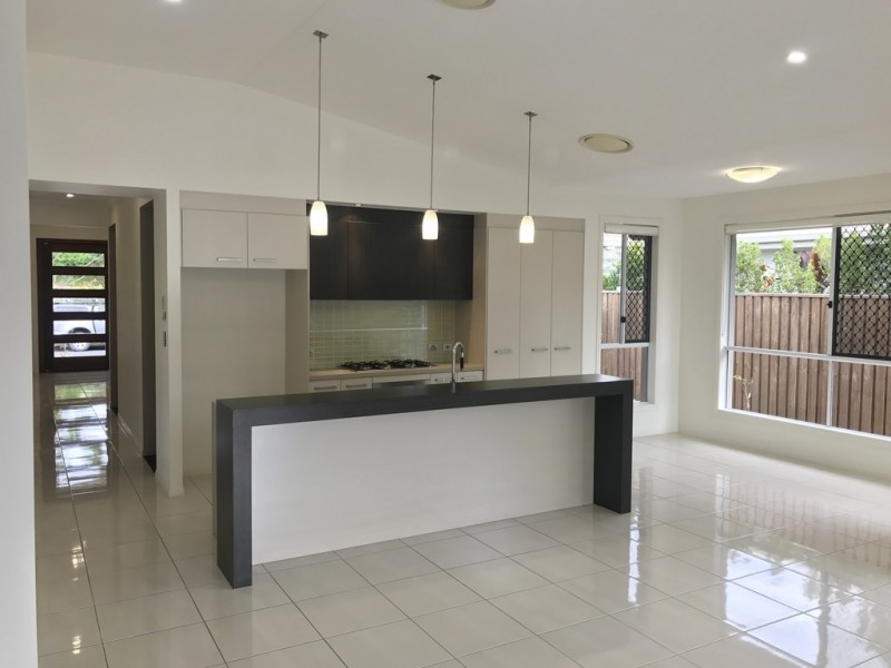 22 Ponytail Circuit, Mountain Creek QLD 4557