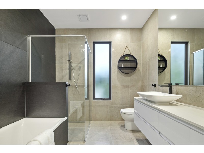 18 Dawson Parade, Buderim QLD 4556