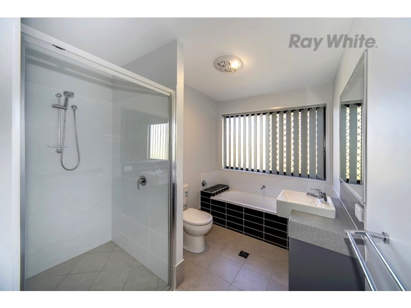 41 Kennedy Parade, Golden Beach QLD 4551