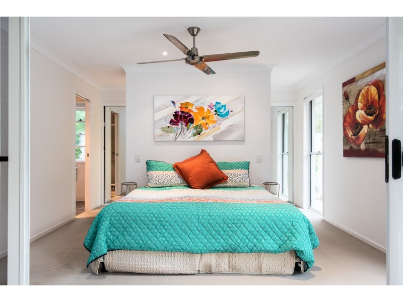 7 Sovereign Circuit, Pelican Waters QLD 4551