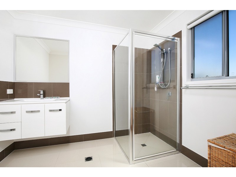55 Auburn Street, Caloundra West QLD 4551