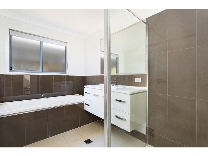 55 Auburn Street, Caloundra West QLD 4551