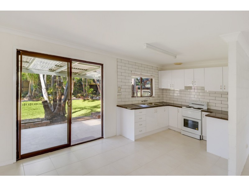 1 Doondoon Street, Currimundi QLD 4551