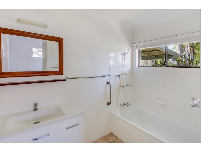 1 Doondoon Street, Currimundi QLD 4551